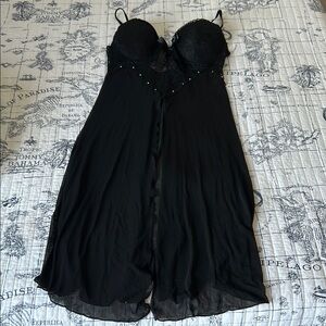 Elegant Black Lace Nightgown